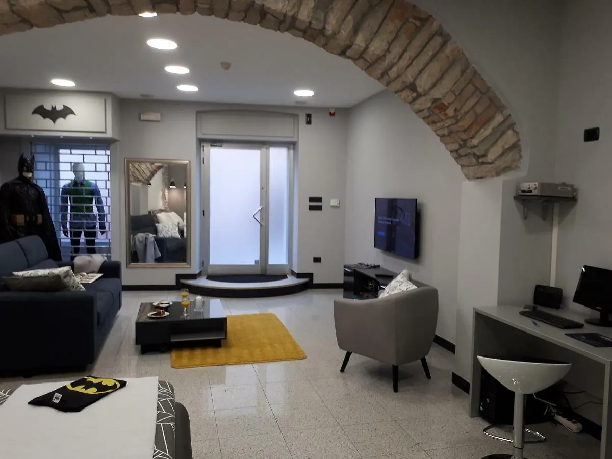 Batcave Apartment Pula