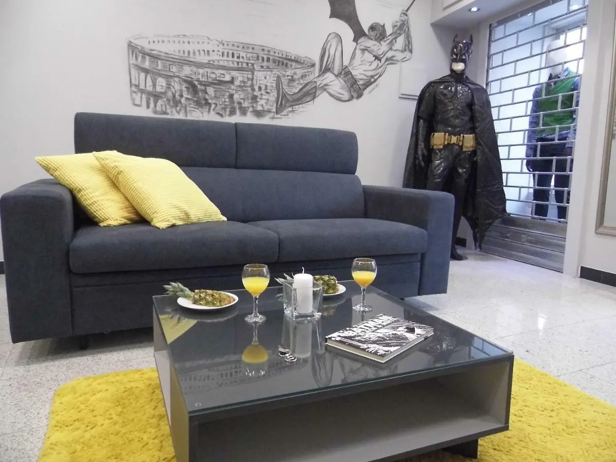 Batcave Apartment Pula 0*,