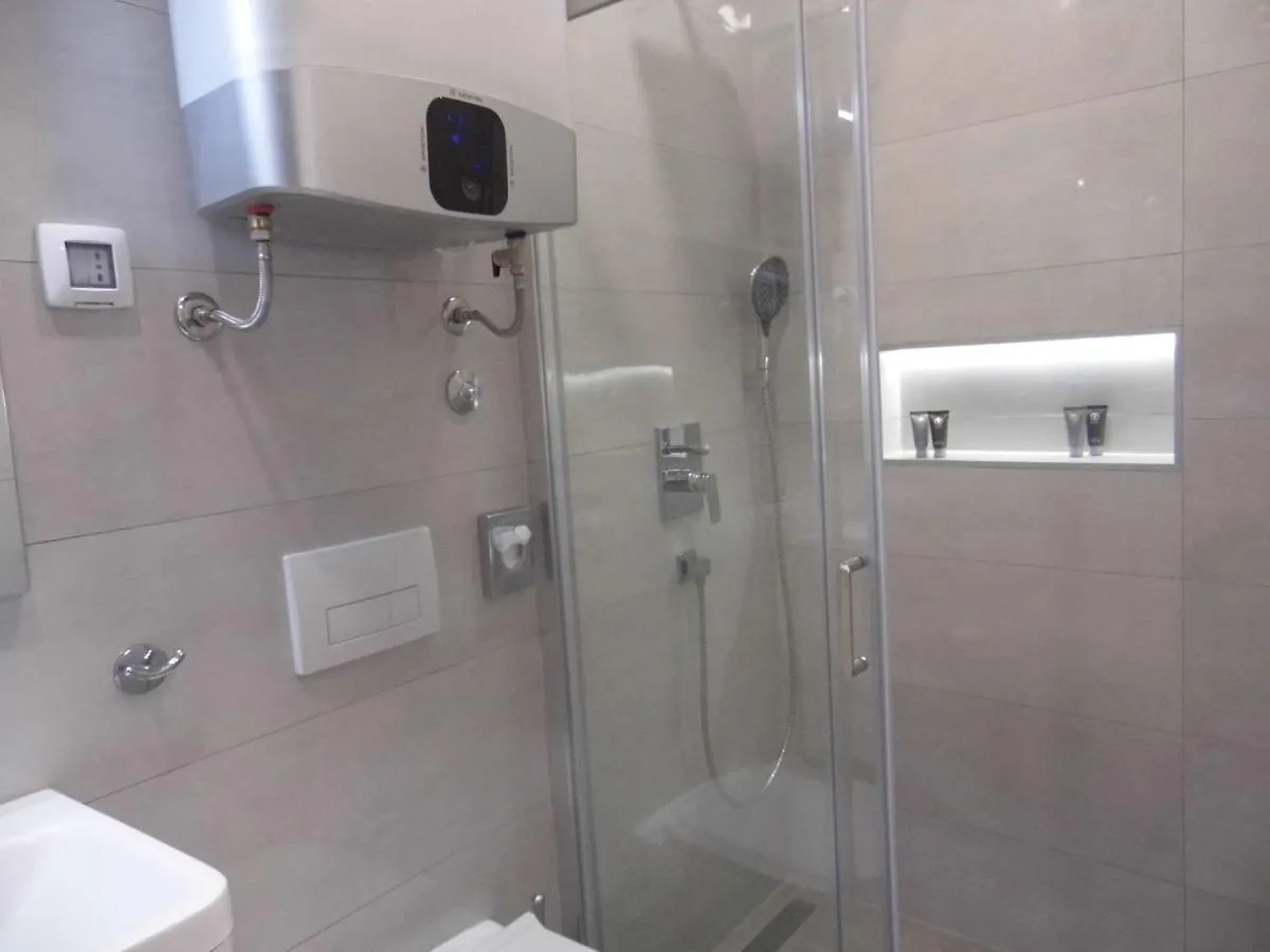 Batcave Apartment Pula